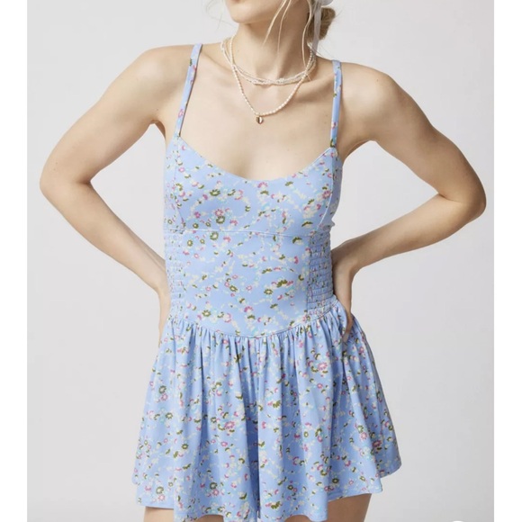 Urban Outfitters Blue Floral Jumpsuit - Picture 4 of 4